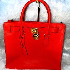 ❌SOLD!❌ AUTHENTIC Large Brand New Michael Kors Hamilton Tote
